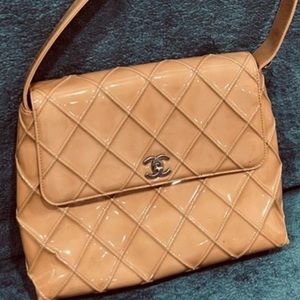 COPY - Chanel  shoulder bag.tan color.used .Have signs of wear.Aging leather.l